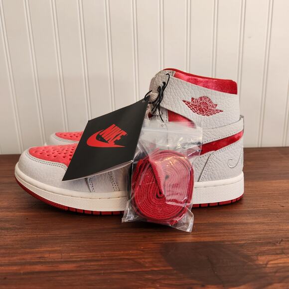 Air Jordan 1 Size 8 Zoom Comfort 2 High Valentine's Day New - Picture 6 of 13